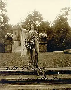 Actress Margaret Anglin