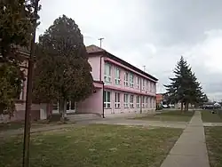 Bobota Elementary School