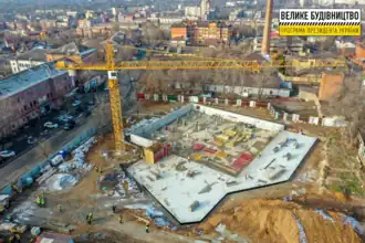 Construction of a swimming pool in Kryvyi Rih