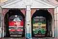 2TE116U (left) and 2TE116 (right)
