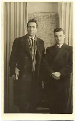 Photographic image of Stencl (left) with a friend, 1922