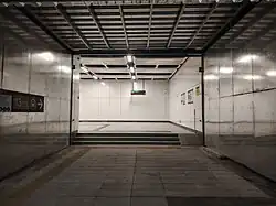 Entrance B1