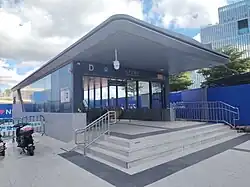 Entrance D