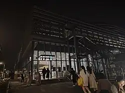 Entrance G2