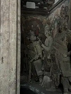 Statues of Sanzhi Dajiang (left) Ritian (center) and Weituo (right)