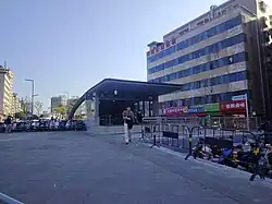 Entrance C