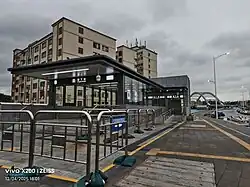 Entrance B