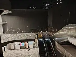 Entrance D