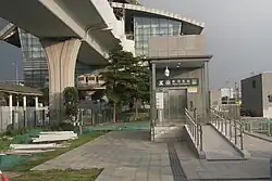 Entrance D (elevator entrance)