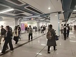 Line 13 Concourse