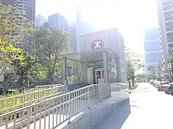 Entrance E (elevator entrance)