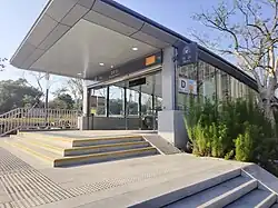 Entrance D