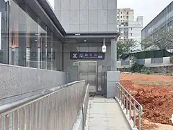 Entrance E (elevator entrance)