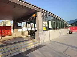 Entrance E