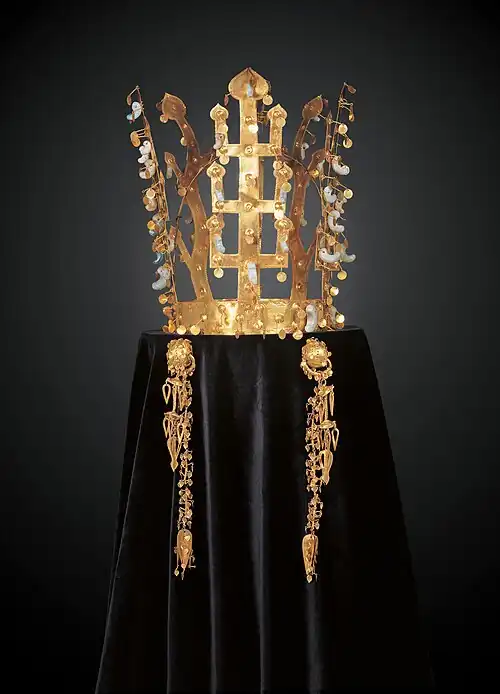 Gold crown from Seobongchong Tumulus, Silla dynasty; 5th-6th century