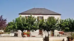 The town hall in Groises