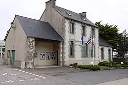 The town hall in Tréglonou