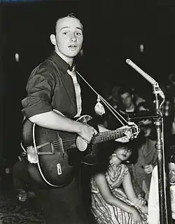 Lonnie Lee performing in 1957