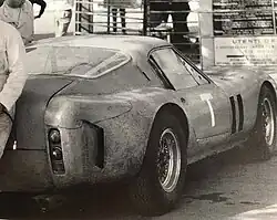 Note cooling vents in rear of front wing which would also be used in the production 250 GTO.
