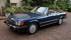 1988 Mercedes-Benz 560SL, US-spec with prominent bumpers