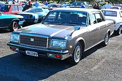 1990 VG40 Century