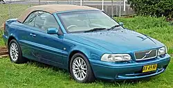 Pre-facelift 1999–2002 Volvo C70 Convertible (Australia)