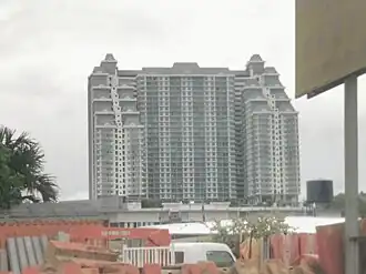 Zoomed-in photo of the Platinum Tower of 1Sulaman in 2025