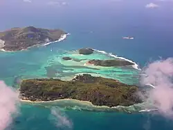 Moyenne Island from southwest
