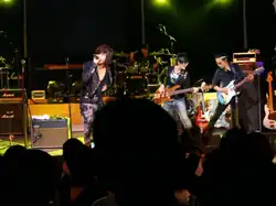 Boohwal performance scene at a U.S. Concert