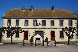 The town hall in Les Aynans