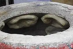 Armenian tonri hats