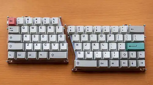 DIY keyboard with full split and compact layout