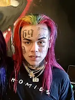 An image of 6ix9ine