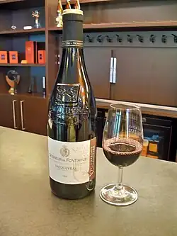AOC Vacqueyras red