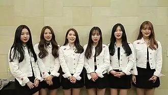Ariaz in December 2019 From left to right: Jueun (former), Sihyeon, Yunji (former), Dawon, Yeori (former), Hyogyeong (former)