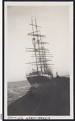 Image 8The barque Admiral Karpfanger at Port Germein jetty in South Australia. (from Transport in South Australia)