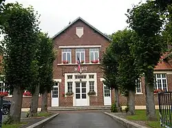 The town hall of Allaines