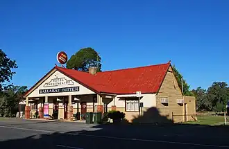 The former Amphitheatre Hotel around the time of its closure in 2011