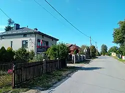 Houses next to the main road in Annobór