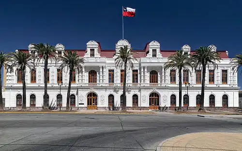 Facade of the Alcázar building in Santiago