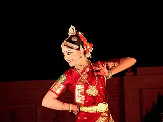 Arunima Kumar performing in Khajuraho Dance Festival on 5 February 2010