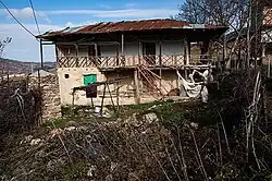 A house in the village of Arzet