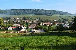 A general view of Aubigny-lès-Sombernon
