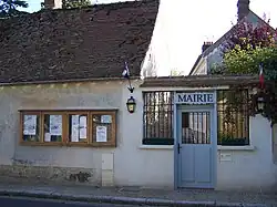 The town hall in Auteuil
