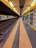 The platform level and the tunnel towards Piscinola