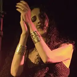 Azam Ali performing with Niyaz in 2007