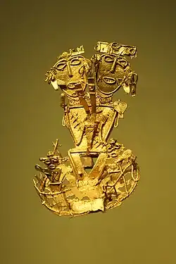 Tunjo formed by parents with children