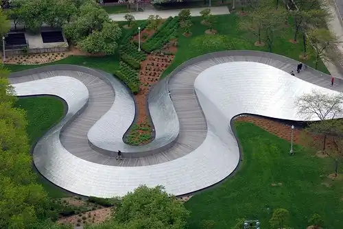 BP Pedestrian Bridge – Chicago (2004)