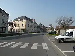 Place Maurice-Segonds in Bailleul-sur-Thérain