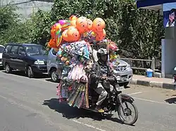 Balloon Salesman